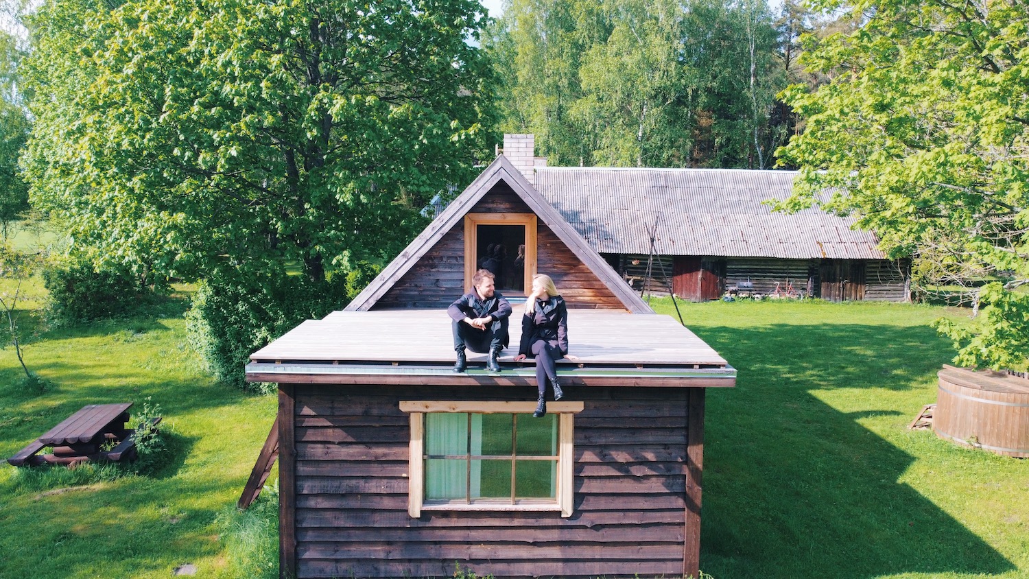 Estonian summer home with a terrace and sauna, Hallika talu, Eesti Paigad