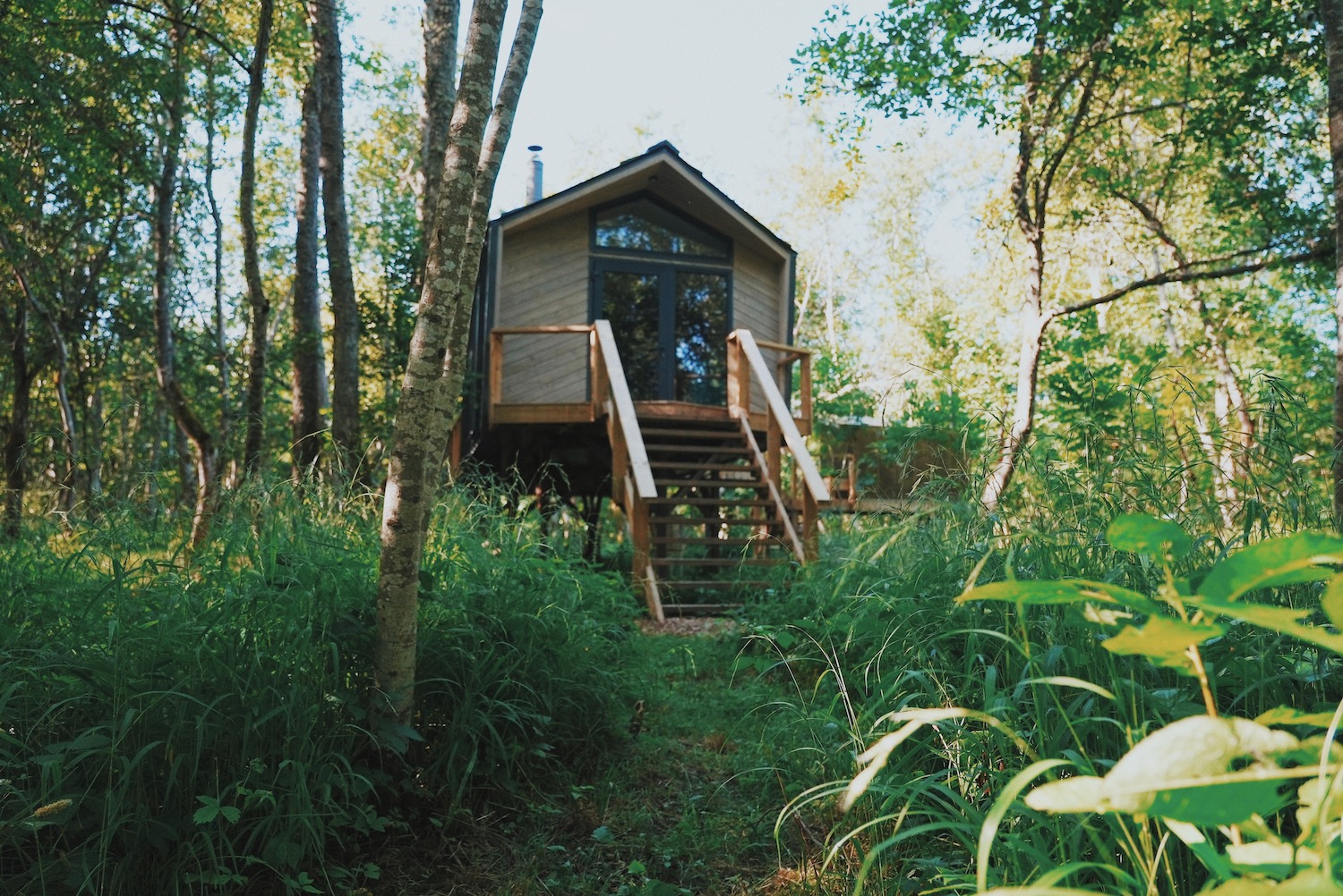 Hekso Treehouse Estonian holiday forest cottage cabin in Estonia, best cottages in Estonia