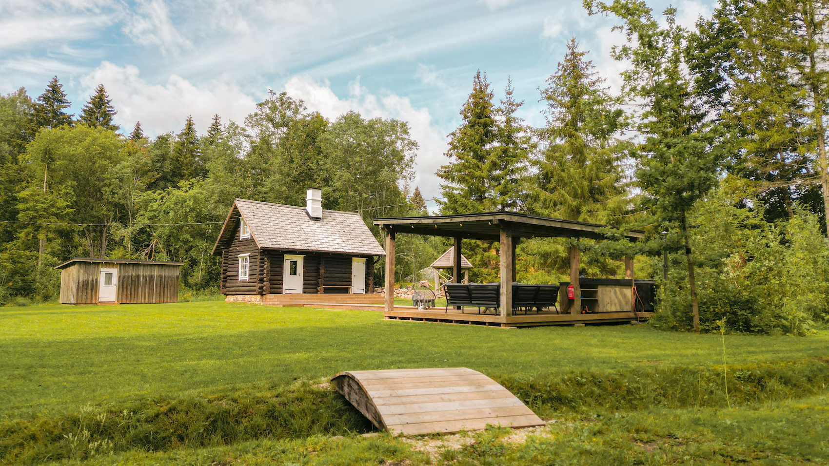 Luxurious home holiday house in Lääne County Panga Sauna Hut for a family vacation, best holiday houses in Estonia