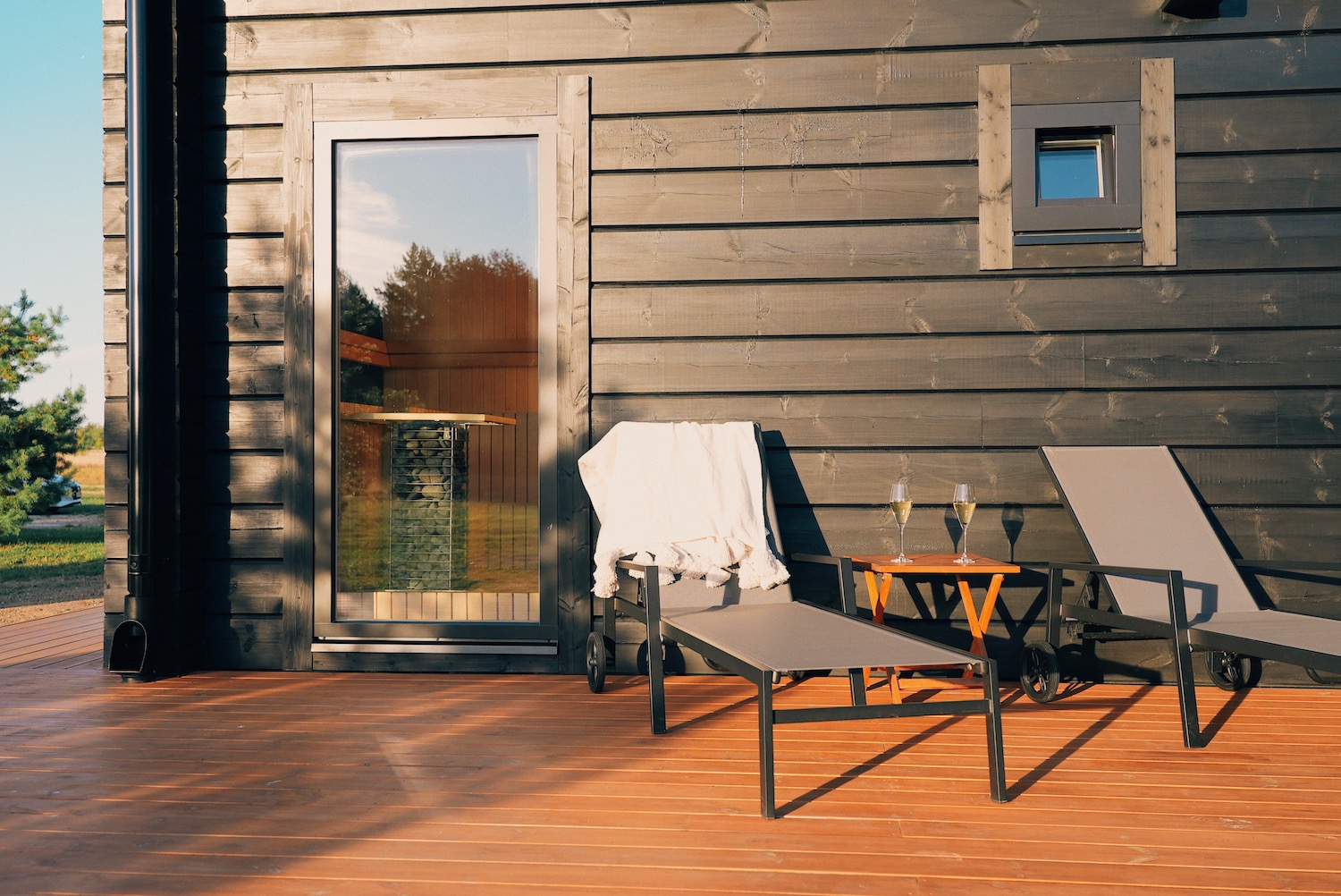 Odi Resort puhkemaja Harjumaal kuuele, panoraamvaate ja tynnisaunaga majutus, parimad puhkemajad Eestis