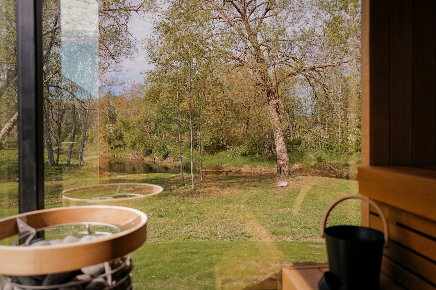 Watermill Resort parimad puhkemajad jõe ääres Valgamaal, parimad puhkemajad Eestis