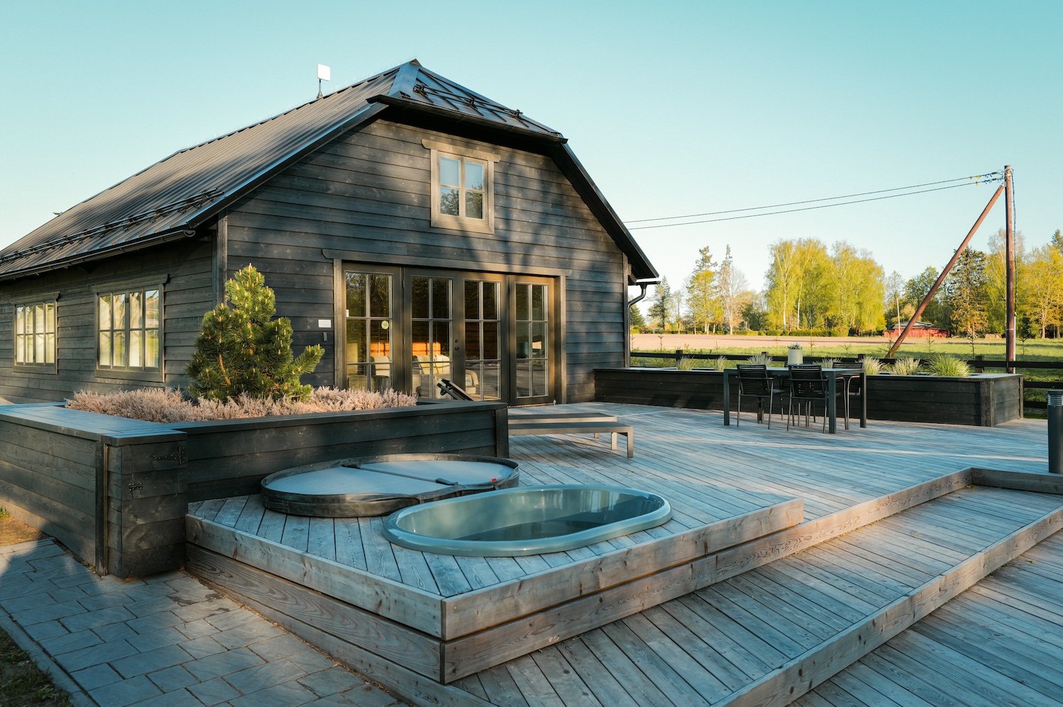 Watermill Resort parimad puhkemajad jõe ääres Valgamaal, parimad puhkemajad Eestis